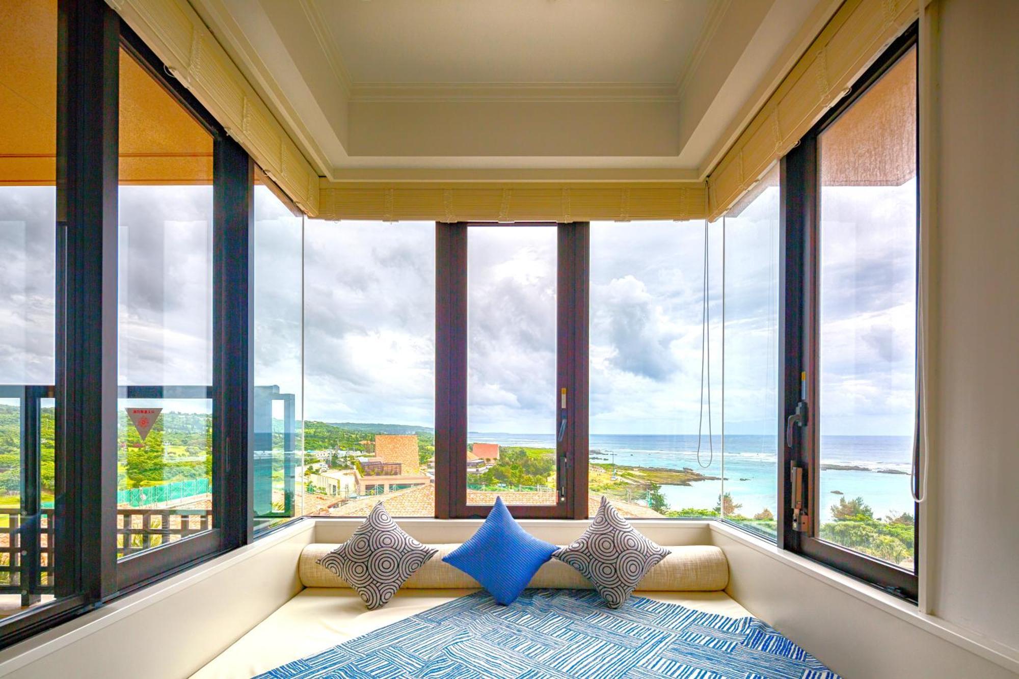 Hotel Shigira Mirage Miyakojima  Exterior photo